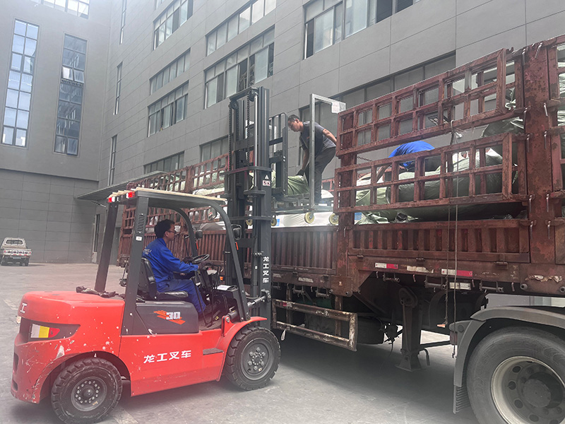 不銹鋼彎頭裝車(chē)